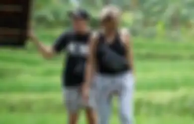 Blak-blakan Sebut Vicky Nitinegoro Bikin Kecewa dalam Urusan Ranjang, Nikita Mirzani Akui Dirinya Seperti Pacaran dengan Sang Aktor: 'Dia yang Sok-sokan DM Gue'