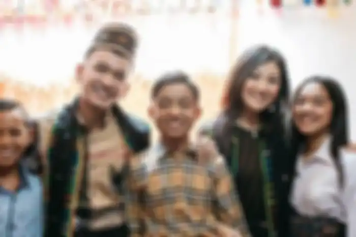 Ruben Onsu- Sarwendah- Betrand Peto dan kedua saudaranya
