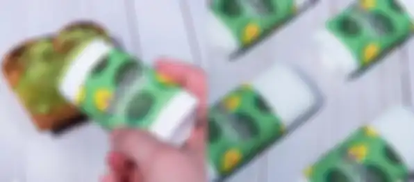 Selai Avocado Berbentuk Lem