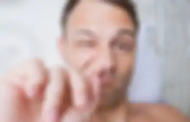Robby Tumewu Meninggal Karena Infeksi Paru-paru: Ternyata Mengupil Bisa Sebabkan Infeksi Paru-paru Lho