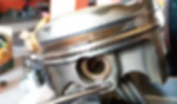 Ring piston aus dapat berakibat bocornya kompresi mesin