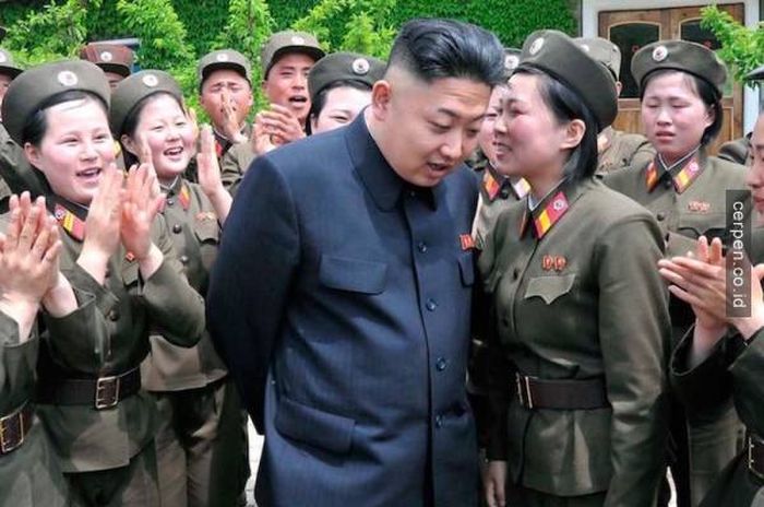 Kim Jon un dan tentara wanita Korut