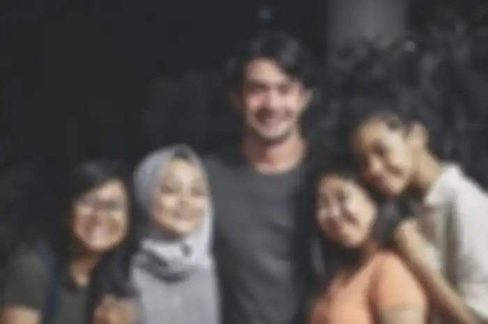 Genk Kosan Imperfect Jadi Film Terbaru Ernest Prakasa, Series Ini Bakal Tayang di Platform Streaming 