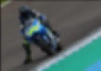 Test Rider Suzuki Ungkap Alasan Pembalap Kakinya Turun Saat Ngerem