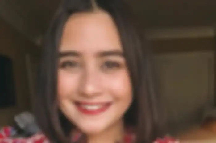 Prilly Latuconsina