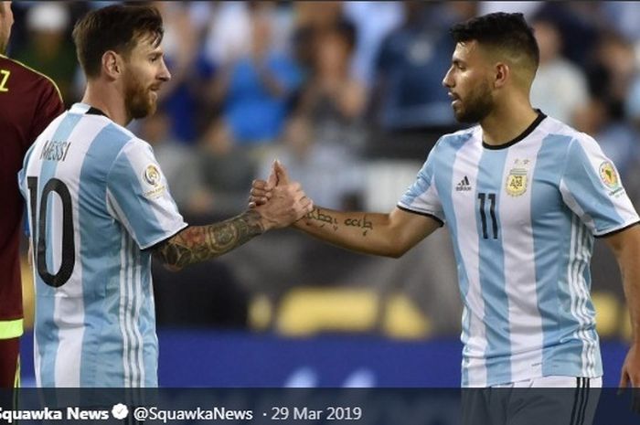 Lionel Messi dan Sergio Aguero saat membela timnas Argentina.