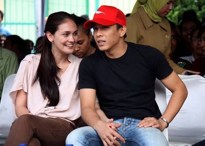 Luna Maya dan Ariel Noah