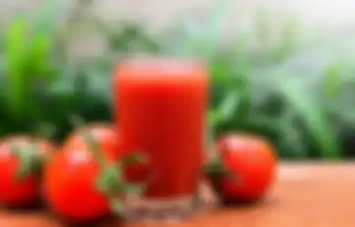 Rutin Minum Jus Tomat Bisa Turunkan Berat Badan, Cek Manfaat Hebat Lainnya