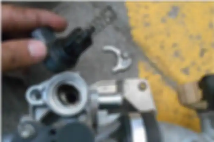  ISC (Idle Speed Control) Motor Injeksi