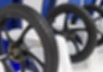 Penasaran, Apa Sih Fungsi Karet Tipis Mirip Rambut pada Ban Baru?
