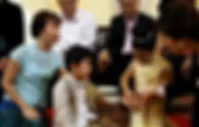 Diyakini Sebagai ‘Pasangan Kekasih di Masa Lalu’, Sepasang Anak Kembar Berusia 6 Tahun ‘Dinikahkan’ dalam Upacara Mewah