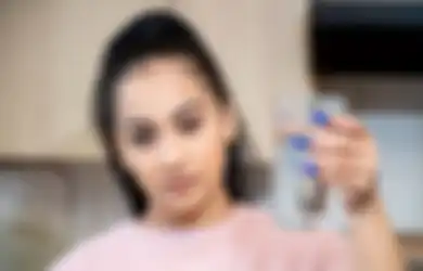 Alergi Air, Wajah Perempuan Ini 'Terbakar' Setiap Kali Dirinya Menangis, Kok Bisa?