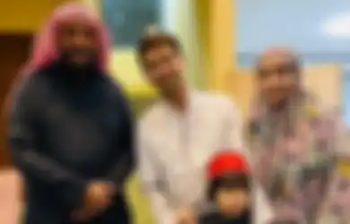 Kenang Sosok Syekh Ali Jaber, Raffi Ahmad Malah Keceplosan Akui Pernah Hadiahkan Tempat Romantis Ini untuk Sang Ulama: Biar Bisa Bulan Madu