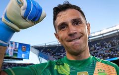 Pernyataan Kiper Timnas Argentina Emiliano Martinez Usai Dihukum Berat FIFA