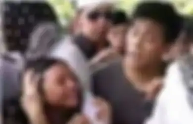 Nangis Sejadi-jadinya, Emosi Alleia Anata Reda Dipeluk Ayahnya, Foto Anak Ariel Noah Bikin Syok