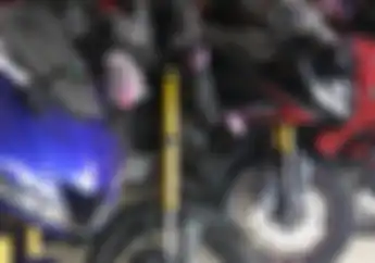 Obat Ganteng, Modal Rp 4 Juta Dapat Motor Sport Yamaha Baru! Ini Simulasi Cicilannya