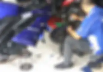 Jangan Salah, Volume Oli Sokbreker Yamaha All New R15 Kiri dan Kanan Beda, Ini Kata Mekanik Bengkel Resmi