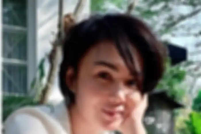 Yuni Shara 