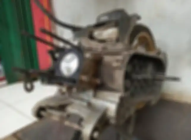 Begini efeknya oli palsu saat dipakai di mesin motor.