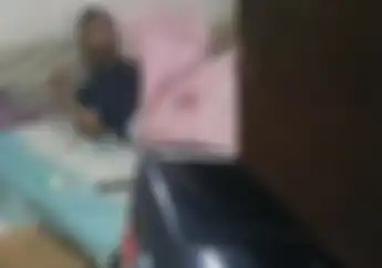 Gak Perlu Teriak-teriak, Video Cara Bangunin Temen Sahur Ala Biker