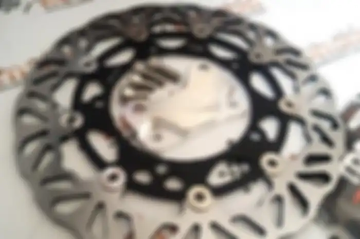 cakram xmax