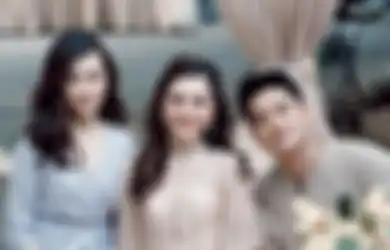 Potret Margaret Vivi yang Jarang Tersorot Kamera, Calon Mertua Boy William yang Tetap Cantik Meski Sudah Kepala 5, Parasnya Awet Muda Bak Kakak Beradik dengan Sang Anak