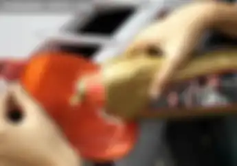 Buat Tambah Pengetahuan! Ini 4 Hal yang Wajib Diperhatikan Sebelum Ganti Oli Motor