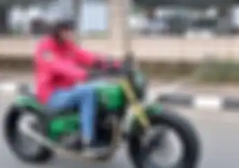 Ini Pengakuan Presiden Jokowi Ngebut Bawa Motor Kawasaki W175 Customnya