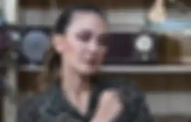 Bak Kapok untuk Kembali Menjalin Asmara Pasca Hubungannya dengan Ariel NOAH dan Reino Barack Kandas, Akhirnya Pencarian Panjang Luna Maya akan Sosok Pendamping Hidup Mulai Membuahkan Hasil, Ungkap Ada Pria yang Dekat