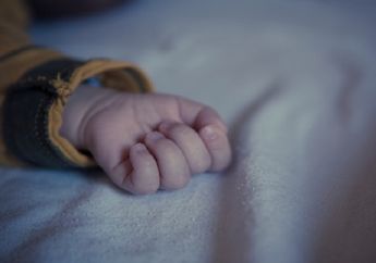 Pulang Kerja Langsung Susul Anaknya Tidur di Kamar, Pria Ini Baru Sadar Semalaman Terlelap di Samping Jenazah yang Penuh Darah, Kejadian Tak Terduga Akhirnya Terkuak