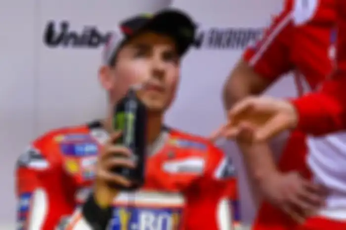 Jorge Lorenzo jalani operasi pergelangan kiri dan janji balapan di MotoGP Malaysia