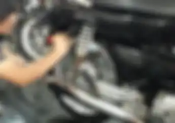 Banyak yang Sepelein, Mengoleskan Semir Ban Setelah Cuci Motor Bisa Beresiko Fatal, Simak Penjelasannya