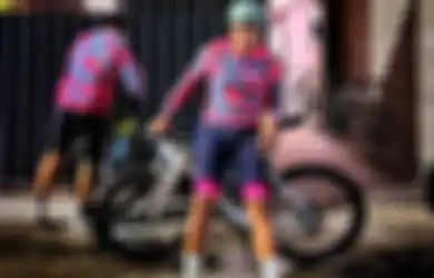 Makin Doyan Pajang Foto Sepeda, Ahmad Sahroni Respons Adam Deni yang Sudah Tidak Kuat Dibui, Nora Alexandra Ikut Buka Suara