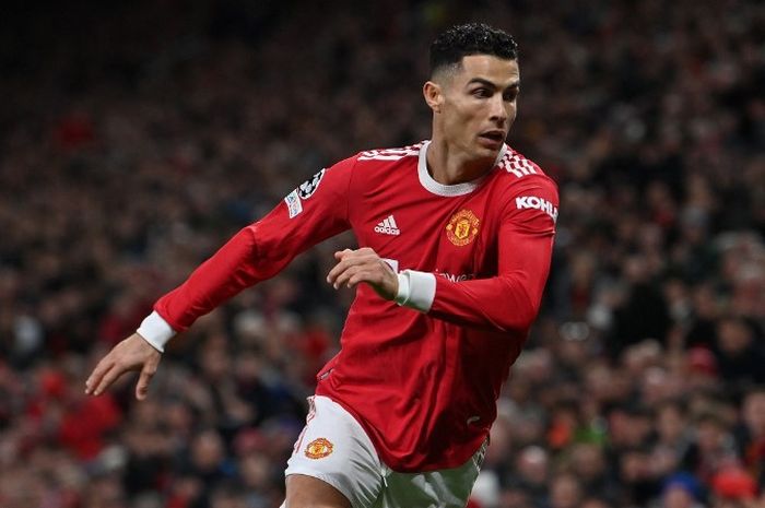 Megabintang Manchester United, Cristiano Ronaldo, dicap berlagak seperti Tuhan setelah murka kepada fan cilik Everton penderita autis.