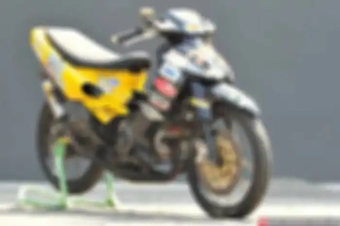 Suzuki RG Sport Di Tangan Hendriansyah Sang Dewa Road Race