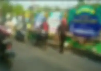Viral Pemotor Dorong Motornya di Depan Rumah Korban Lion Air JT 610, Sujiwo Tejo Malah Nostalgia