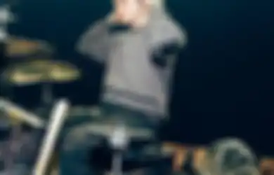 Konser BMTH Hari Pertama Kacau, Mat Nicholls Ungkap Kondisi Drum Set Miliknya