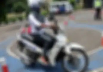 Mengejutkan... Polisi Kasih Bocoran Video Cara Gampang Praktek dan Ujian SIM C, Dijamin Lulus
