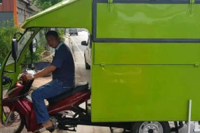 Dijual cuma Rp 5 jutaan gak kehujanan jualan makin lancar, motor serbaguna bikin bikers semangat usaha.