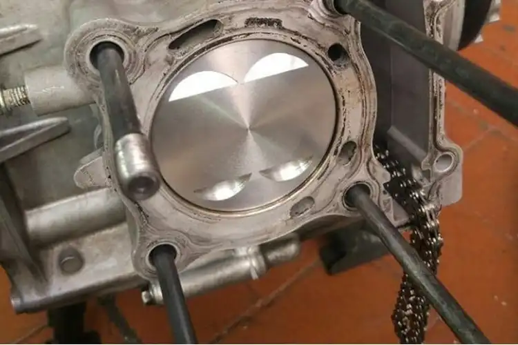 Selain Tensioner, Ternyata Ada Biang Keladi Lain Yang Bikin Mesin Yamaha NMAX Berisik