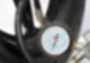 Apa Iya, Ban Motor yang Diisi Nitrogen Lebih Baik Buat Turing Jarak Jauh Dibanding Angin Biasa?