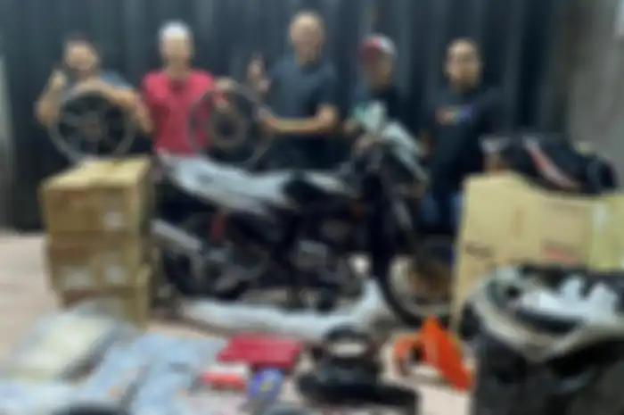 Pembeli pelek Kawasaki GTO buat dipasang di Yamaha RX-Z