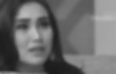 Ayu Ting Ting Muncul dengan Penampilan Ala Artis Korea, Makin Mirip Idol KPop dengan Rambut dan Pakaian Penuh Warna Jadi, Netizen: Body dan Muka Sangat Mendukung!