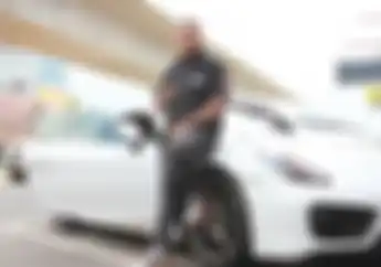 Perjalanan Mantan Debt Collector Insyaf, Hidup Tenang dengan Koleksi Motor dan Mobil Mewah