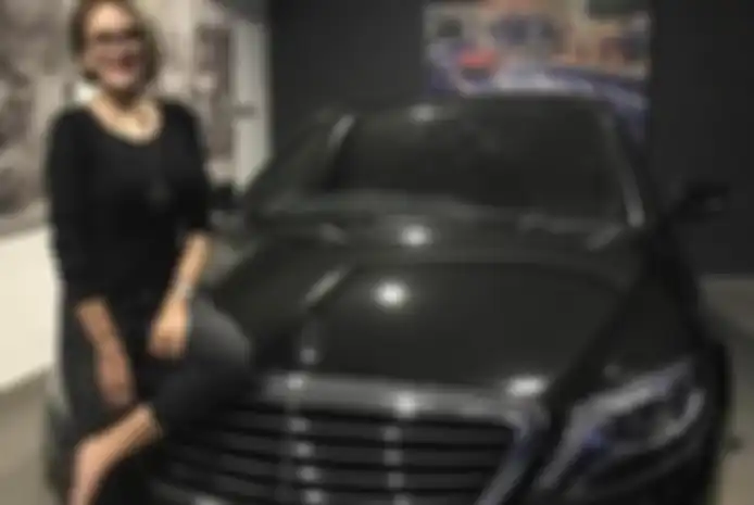 Nikita MIrzani dan S 400 Miliknya