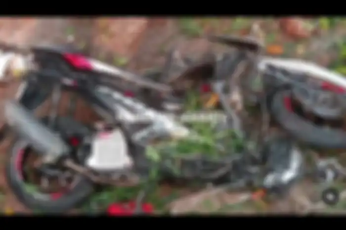 Yamaha Aerox 155 hancur ditabrak di Semanggi