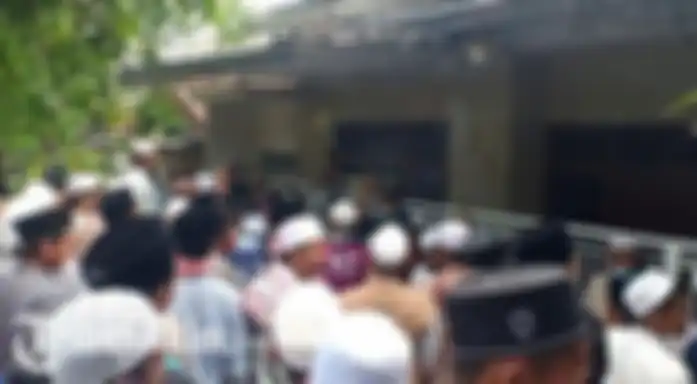 Tak Ada Angin Tak Ada Hujan, Rumah Ibu Mahfud MD Mendadak Diserbu Ratusan Massa, Ada Apa?