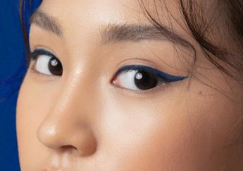 4 Rekomendasi Eyeliner Biru Keluaran Brand Lokal Tanah Air, Mulai Rp 30 Ribuan!