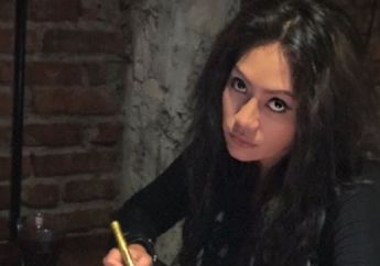 Begini Cara Citra Prima Panggil Hantu di Lokasi Syuting Film Horor