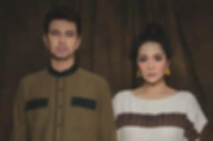 Sultan Andara rayakan lebaran bareng keluarga Zaskia Sungkar, penampilan Nagita Slavina jadi sorotan. 